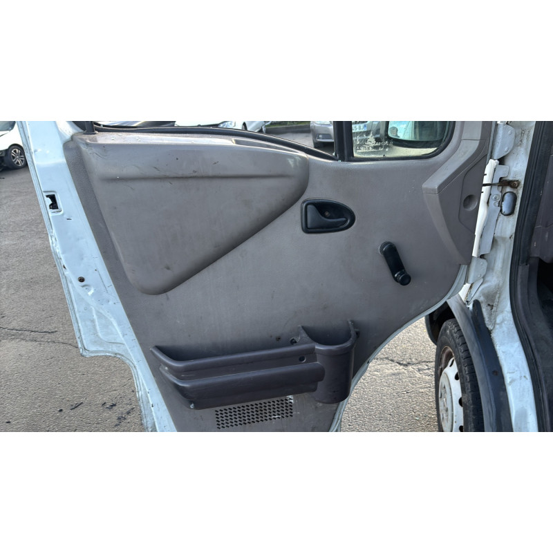 Custode avant gauche (porte) RENAULT MASTER 2 Photo n°11