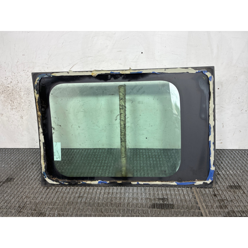 Custode arriere droit RENAULT TRAFIC 2 Photo n°1
