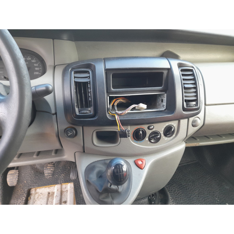 Custode avant gauche (porte) RENAULT TRAFIC 2 Photo n°11