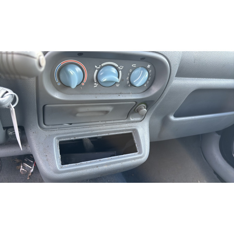 Pompe à carburant RENAULT TWINGO 1 Photo n°20