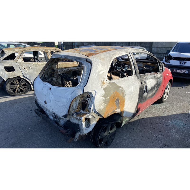 Anti brouillard droit (feux) TOYOTA YARIS 2 Photo n°8