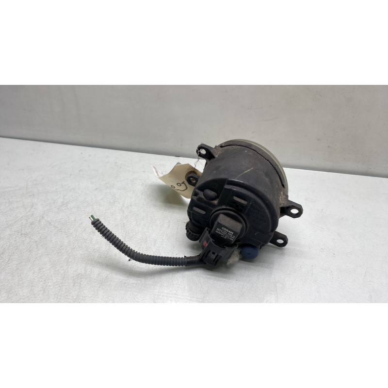 Anti brouillard droit (feux) TOYOTA AVENSIS 2 Photo n°3