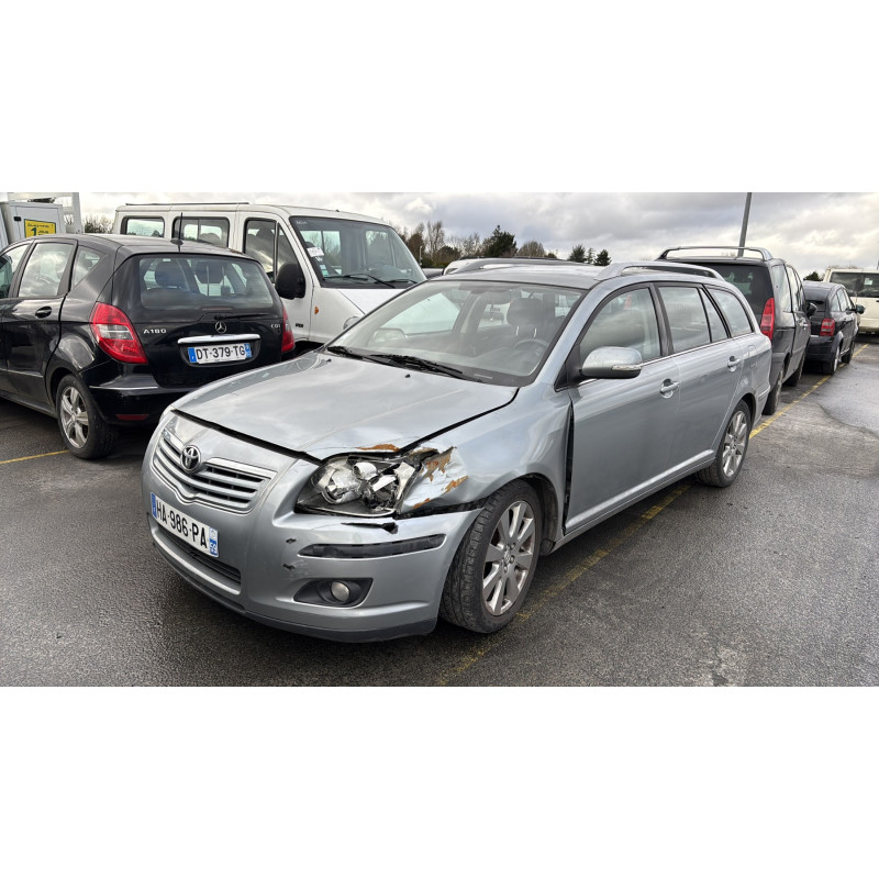 Anti brouillard droit (feux) TOYOTA AVENSIS 2 Photo n°6