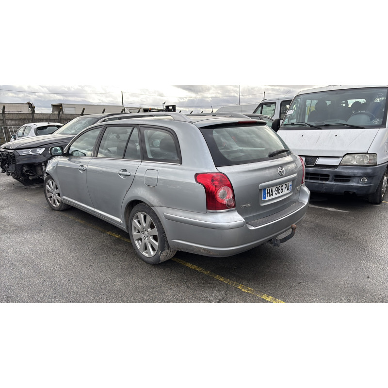 Anti brouillard droit (feux) TOYOTA AVENSIS 2 Photo n°9