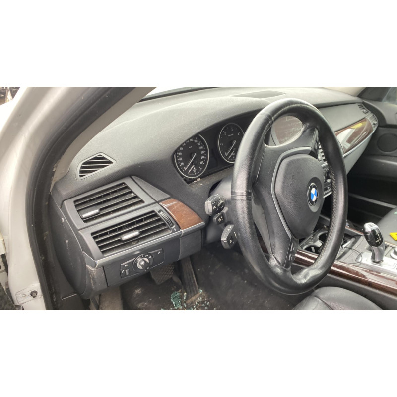 Pompe lave phares BMW X5 E70 Photo n°9