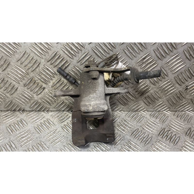 Etrier arriere gauche (freinage) HYUNDAI I 20 2 Photo n°3
