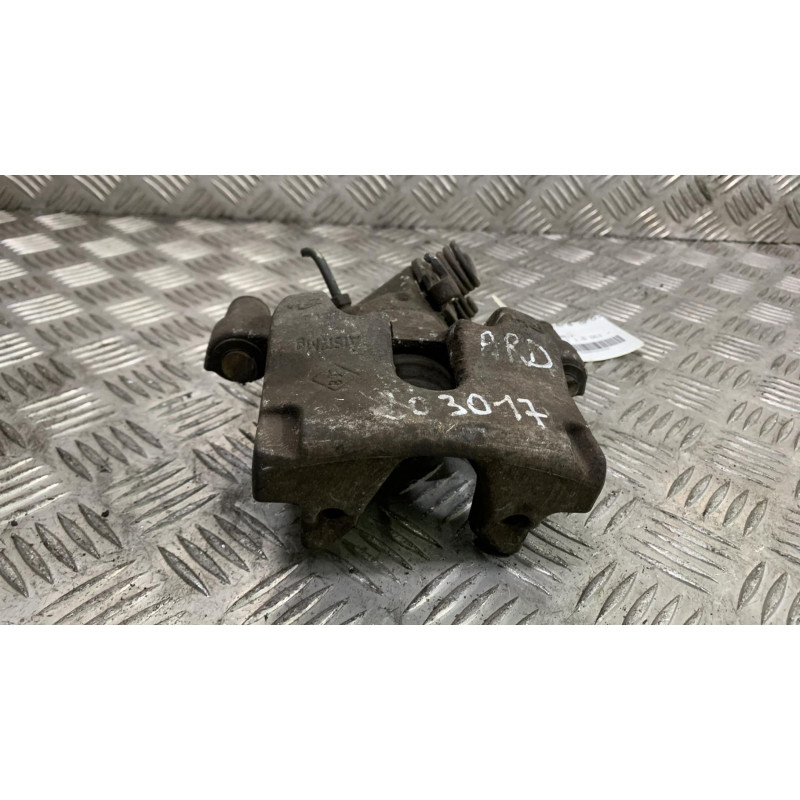 Etrier arriere droit (freinage) RENAULT LAGUNA 3 Photo n°3