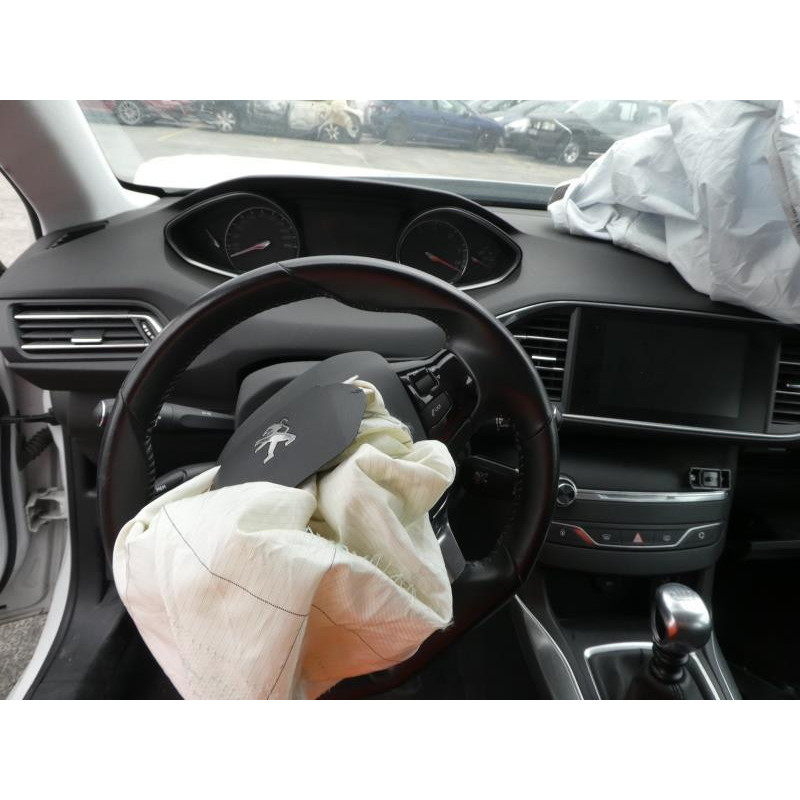 Etrier avant droit (freinage) PEUGEOT 308 2 SW Photo n°2