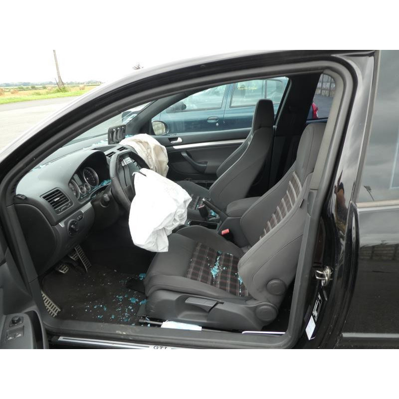 Etrier avant droit (freinage) VOLKSWAGEN GOLF 5 Photo n°5