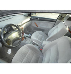 Etrier avant droit (freinage) VOLKSWAGEN PASSAT 4