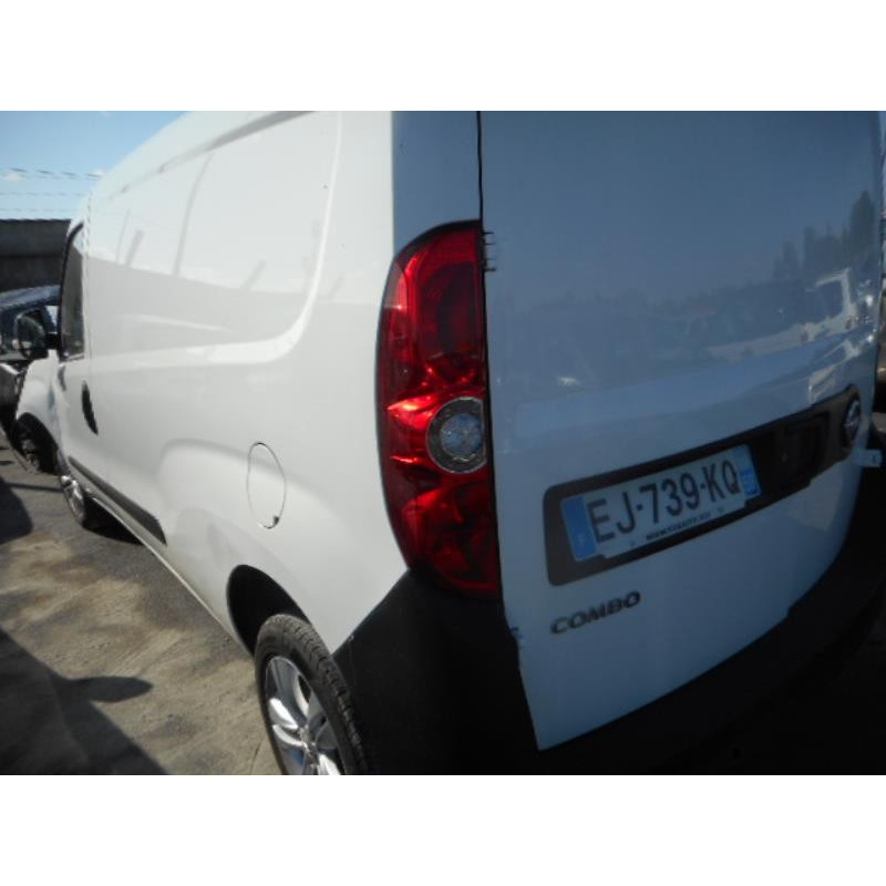 Etrier avant gauche (freinage) OPEL COMBO D Photo n°5