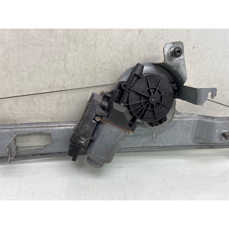 Leve vitre electrique avant droit RENAULT SCENIC 2 Photo n°1