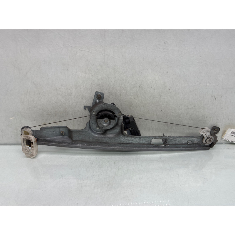 Leve vitre electrique avant droit RENAULT SCENIC 2 Photo n°5