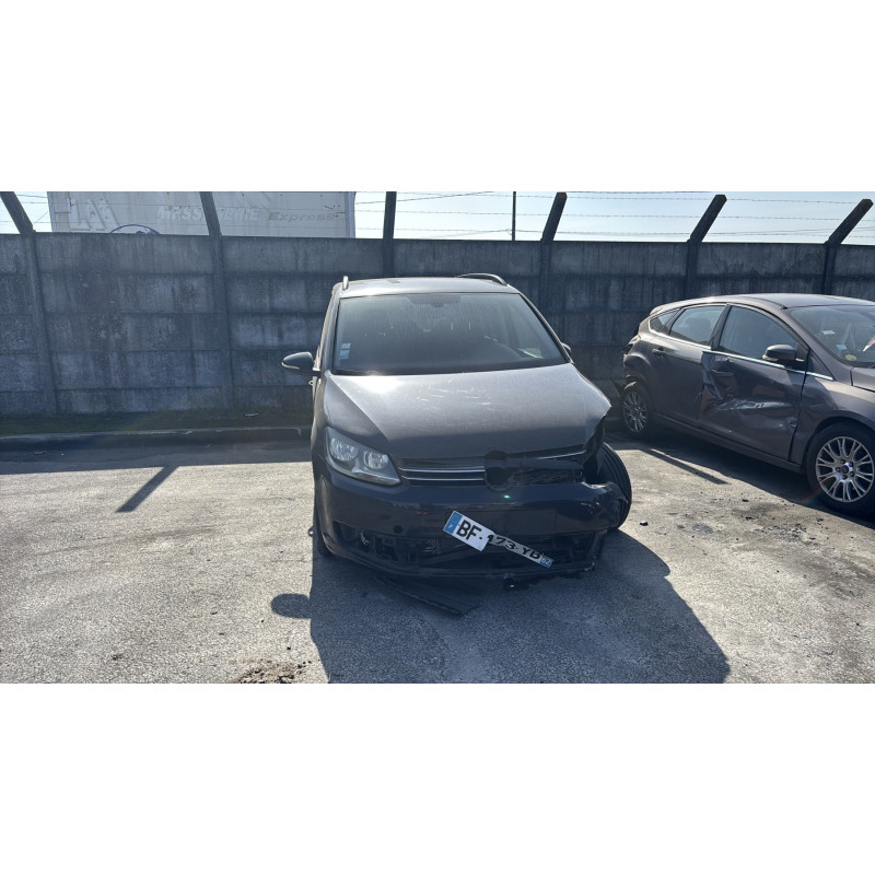 Attache ceinture arriere droit VOLKSWAGEN TOURAN 2 Photo n°4