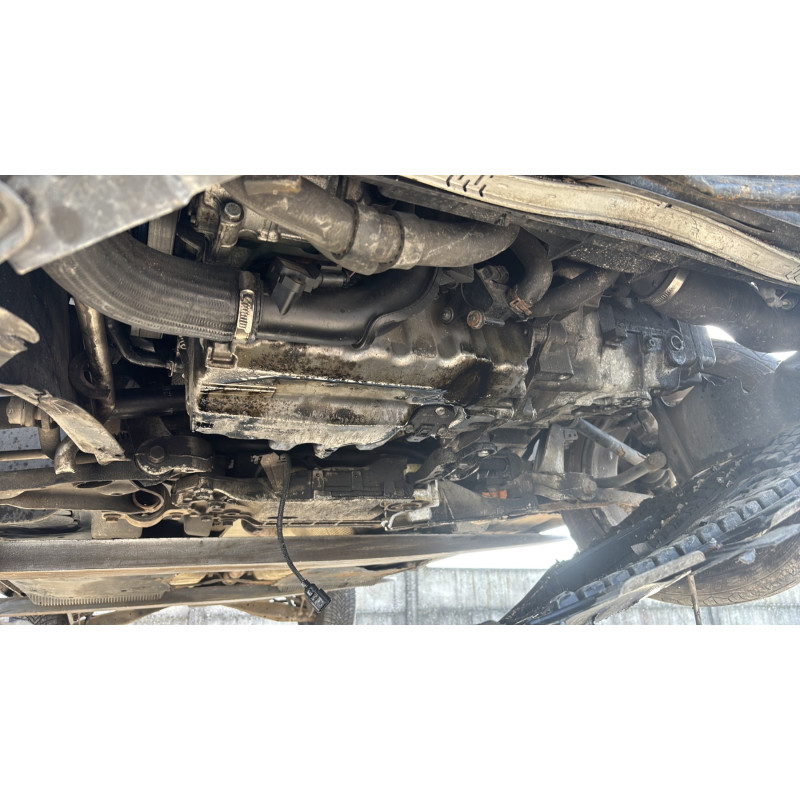 Attache ceinture arriere gauche VOLKSWAGEN TOURAN 2 Photo n°15