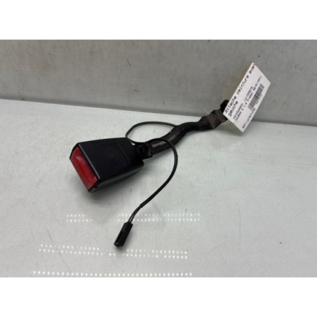 Attache ceinture avant gauche VOLKSWAGEN TOURAN 2 Photo n°1