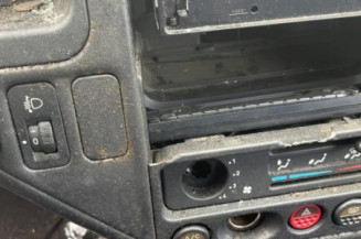 Poignee porte avant droit PEUGEOT 106