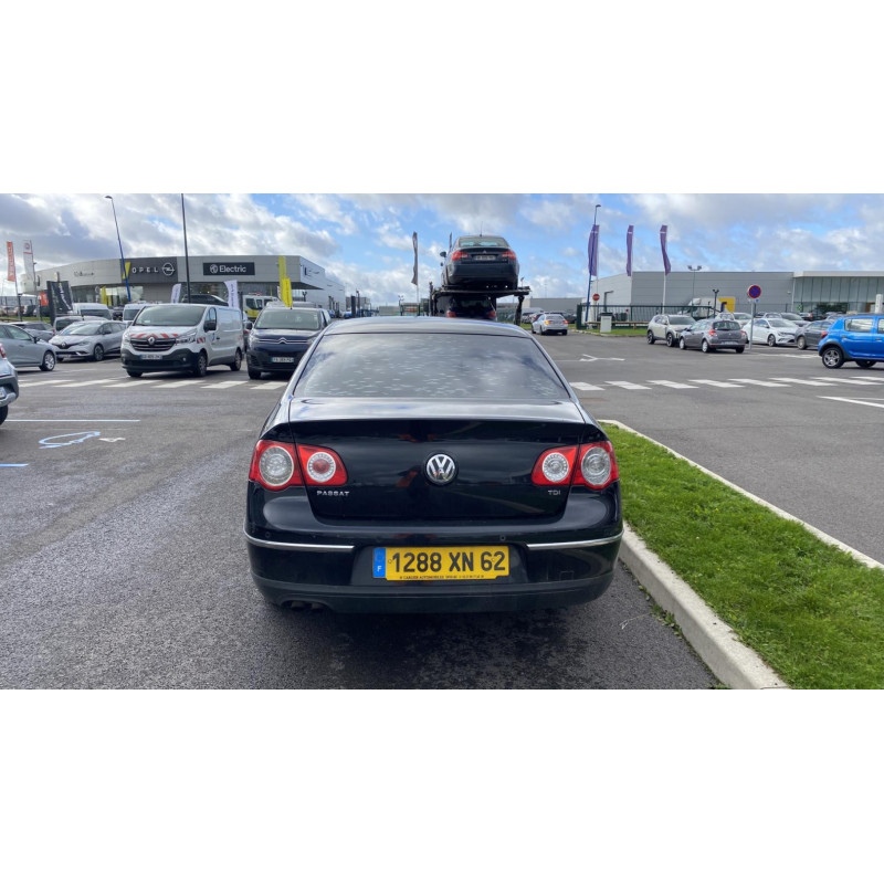 Etrier arriere droit (freinage) VOLKSWAGEN PASSAT 5 Photo n°5
