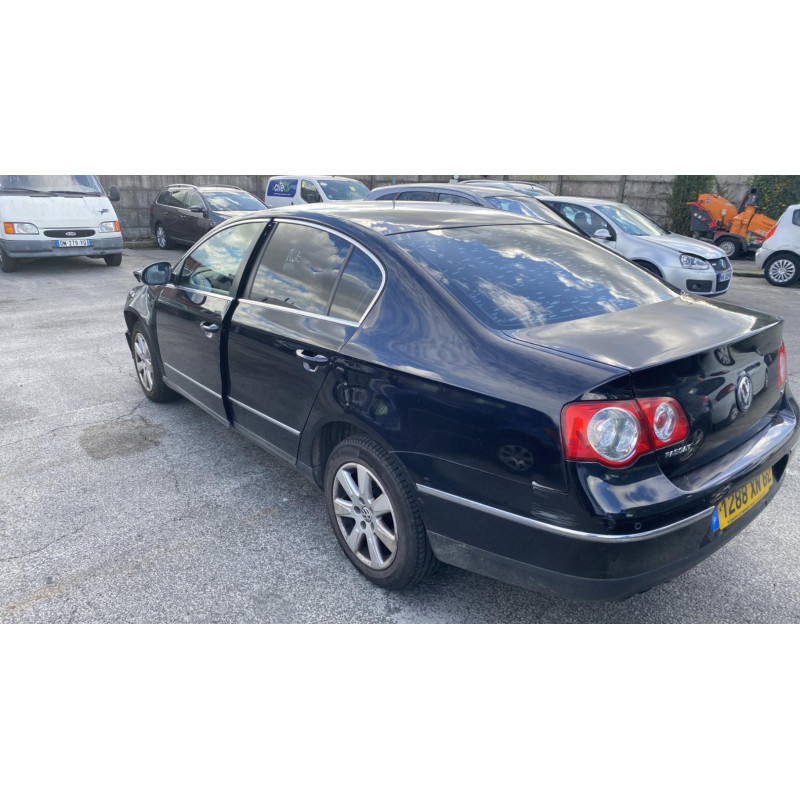 Etrier arriere droit (freinage) VOLKSWAGEN PASSAT 5 Photo n°11