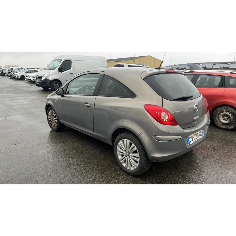 Etrier avant droit (freinage) OPEL CORSA D Photo n°6