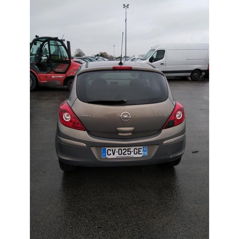 Etrier avant droit (freinage) OPEL CORSA D Photo n°9