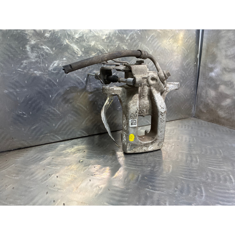 Etrier avant gauche (freinage) OPEL CORSA F Photo n°1