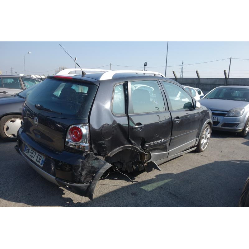 Etrier avant droit (freinage) VOLKSWAGEN POLO 4 Photo n°3