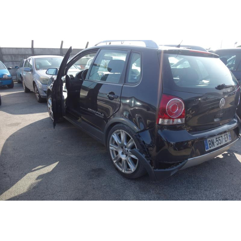 Etrier avant droit (freinage) VOLKSWAGEN POLO 4 Photo n°4