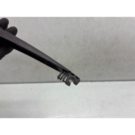 Bras essuie glace arriere TOYOTA YARIS 3 Photo n°1