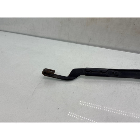 Bras essuie glace avant droit TOYOTA AURIS 1