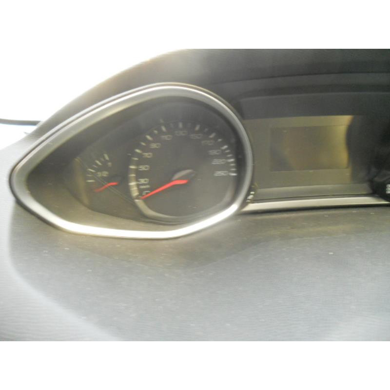 Etrier avant droit (freinage) PEUGEOT 308 2 Photo n°8