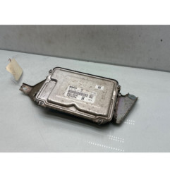 Calculateur moteur TOYOTA YARIS 3