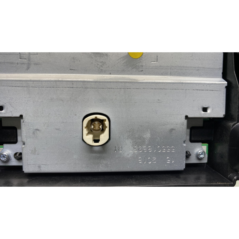 Ecran GPS PEUGEOT 3008 2 Photo n°5