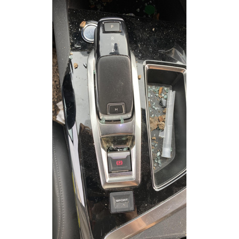 Ecran GPS PEUGEOT 3008 2 Photo n°10