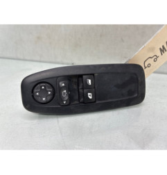 Interrupteur de leve vitre avant gauche PEUGEOT 208 1