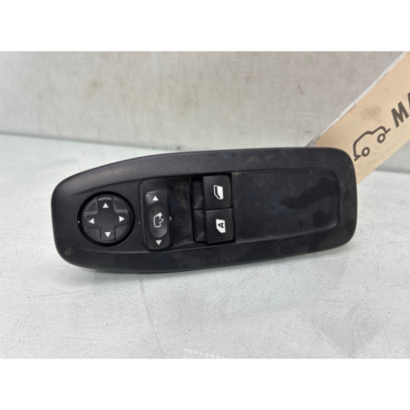 Interrupteur de leve vitre avant gauche PEUGEOT 208 1