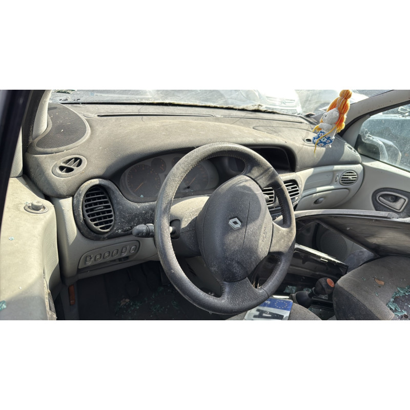 Anti brouillard gauche (feux) RENAULT SCENIC 1 Photo n°11