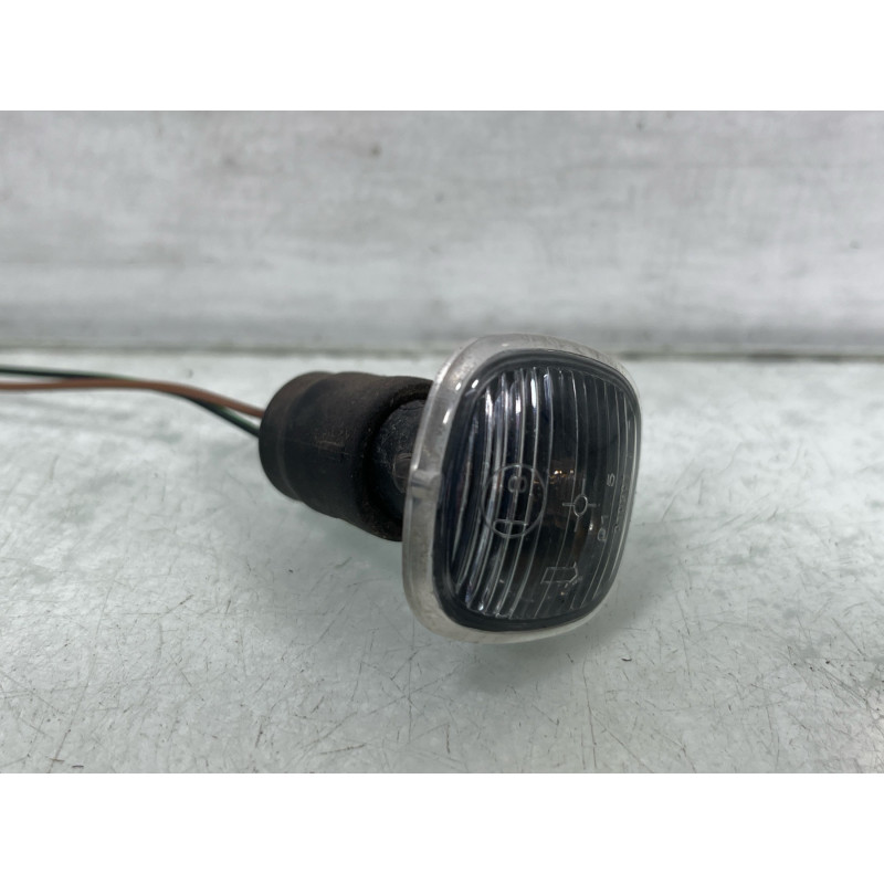 Repetiteur clignotant avant droit  (Feux) SKODA ROOMSTER Photo n°3