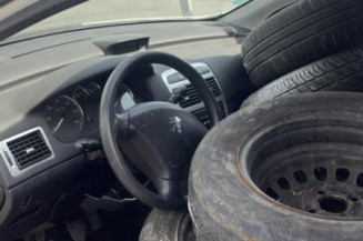Serrure avant gauche PEUGEOT 307