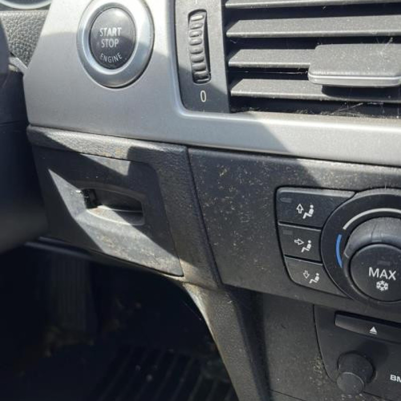Ecran GPS BMW SERIE 3 E90 Photo n°12