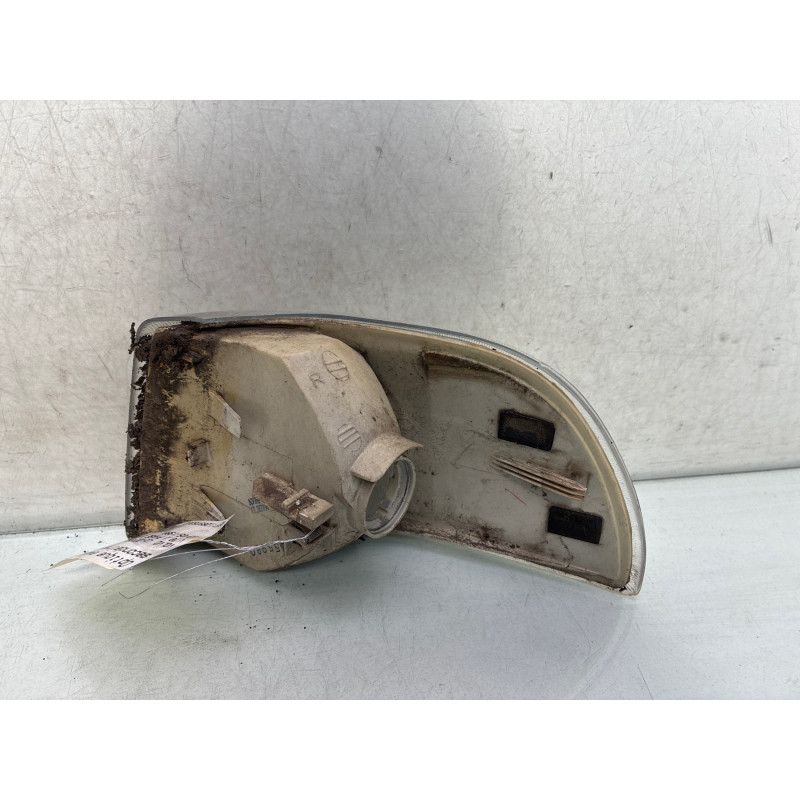 Optique avant secondaire droit (feux)(clignotant) VOLVO V 70 1 Photo n°1