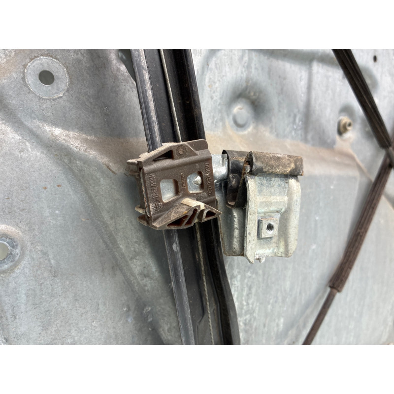 Leve vitre electrique avant droit SEAT IBIZA 3 Photo n°3