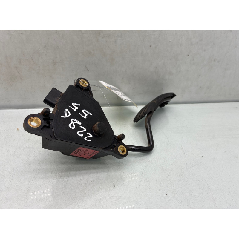 Pedale d'accelerateur RENAULT GRAND MODUS Photo n°3