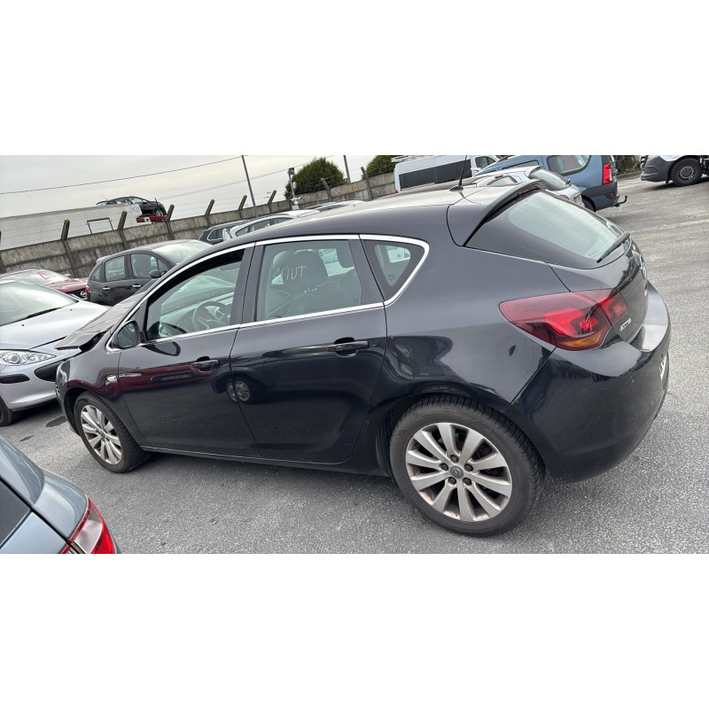Boite a gants OPEL ASTRA J Photo n°10