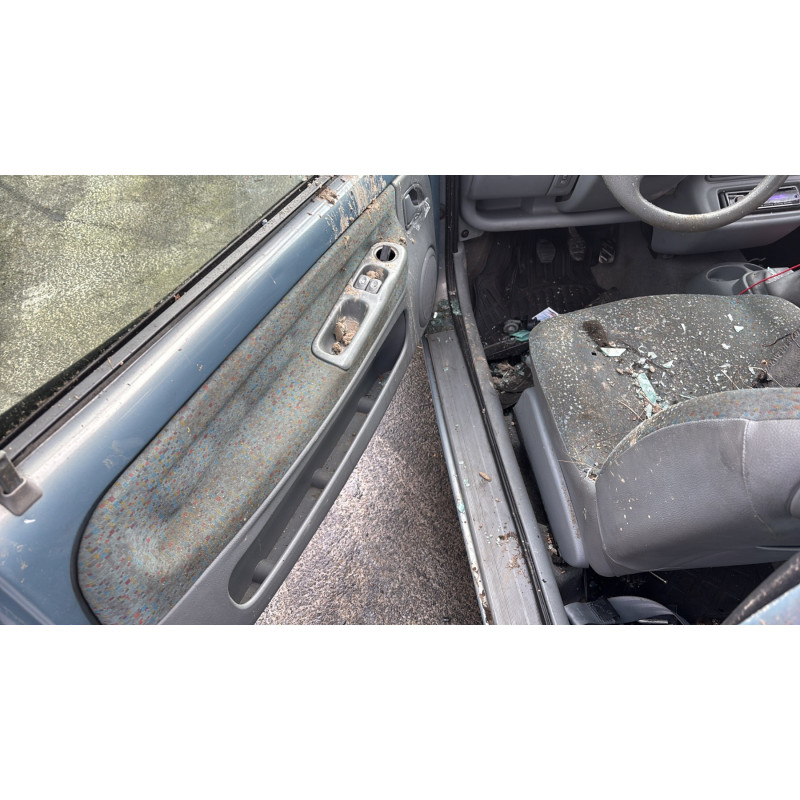 Poignee interieur avant gauche RENAULT TWINGO 1 Photo n°12