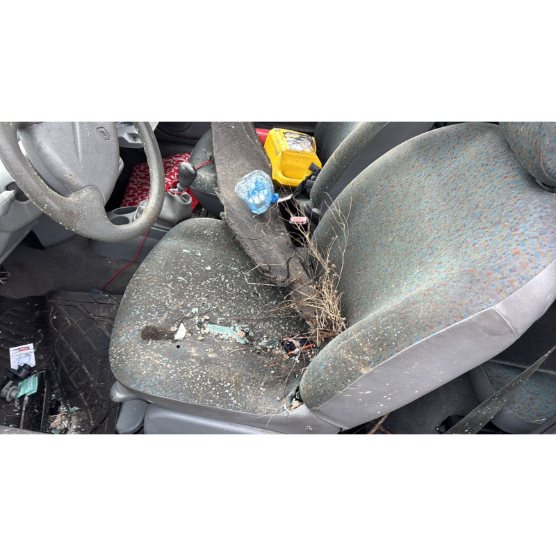 Poignee interieur avant gauche RENAULT TWINGO 1 Photo n°15