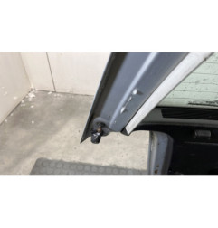 Malle/Hayon arriere VOLKSWAGEN GOLF 4
