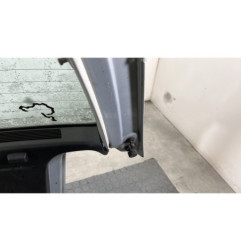 Malle/Hayon arriere VOLKSWAGEN GOLF 4
