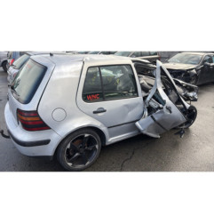 Malle/Hayon arriere VOLKSWAGEN GOLF 4