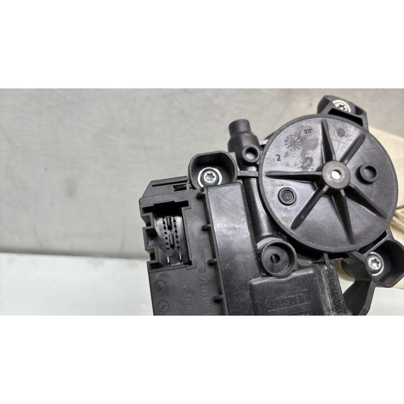 Leve vitre electrique avant gauche VOLKSWAGEN POLO 5 Photo n°9